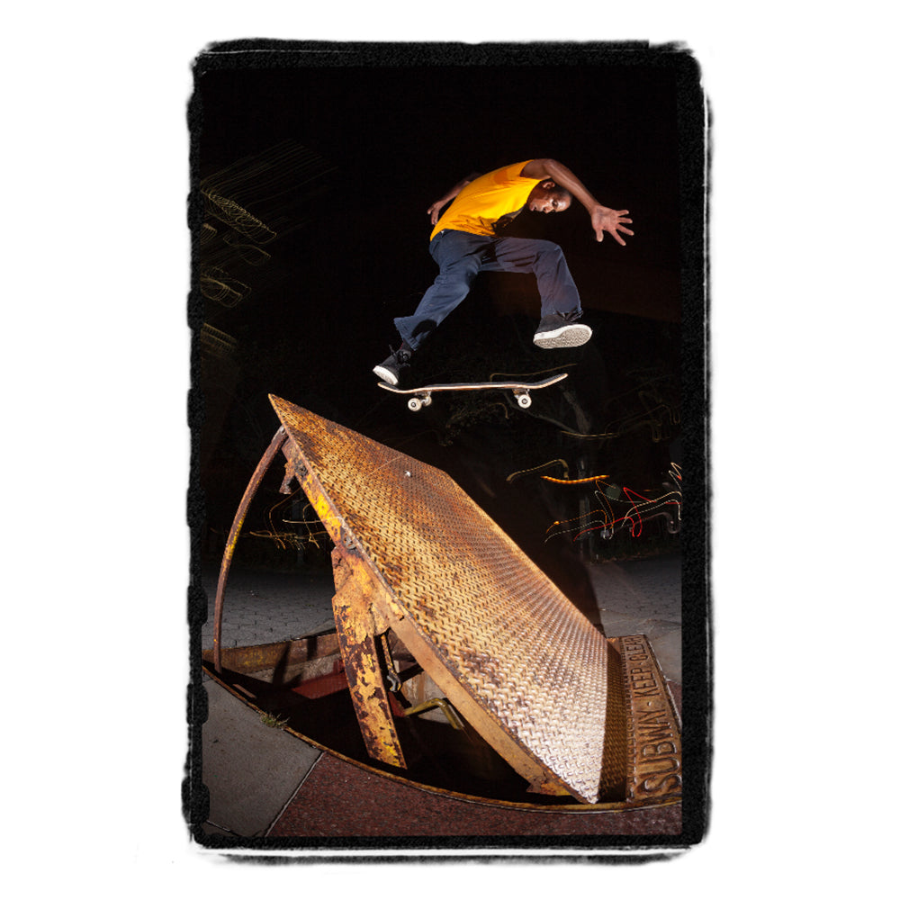 Jahmal Williams One Foot to Back Tail Print THEORIES OF ATLANTIS