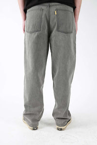 Theories Plaza Jeans Washed Grey MODEL BACK