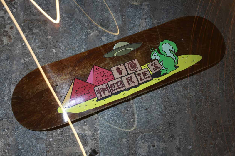 THEORIES THE BUILDER SKATEBOARD DECK