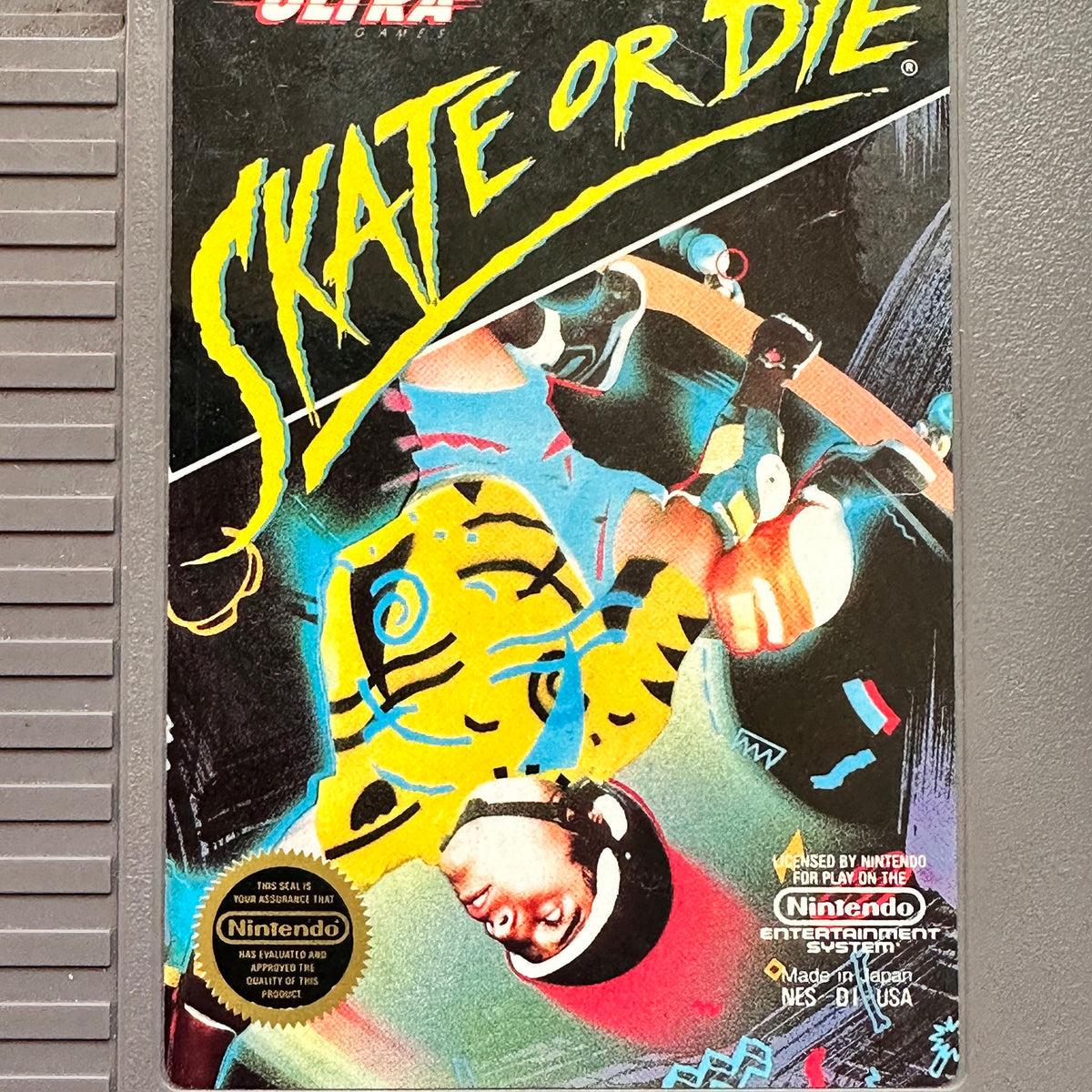 Vintage Skate or Die NES Nintendo Game label detail