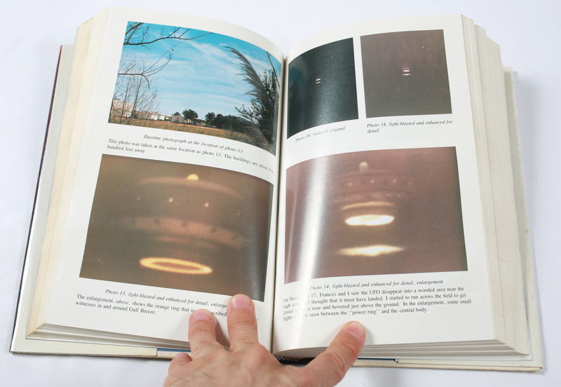 Vintage The Gulf Breeze Sightings Book by Ed & Frances Walters ufo photographs